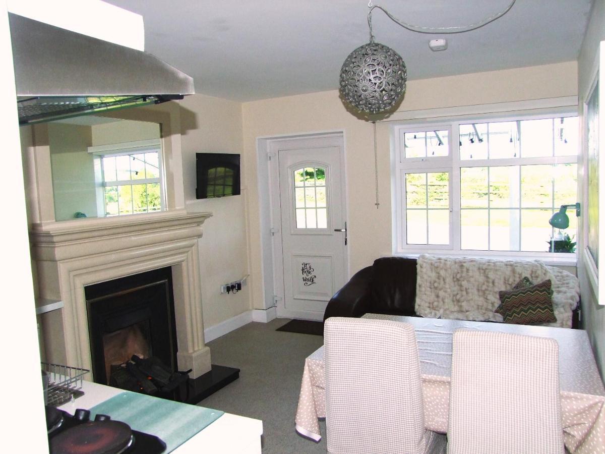Wonderful Setting Farmhouse Apartment Wicklow Exterior photo